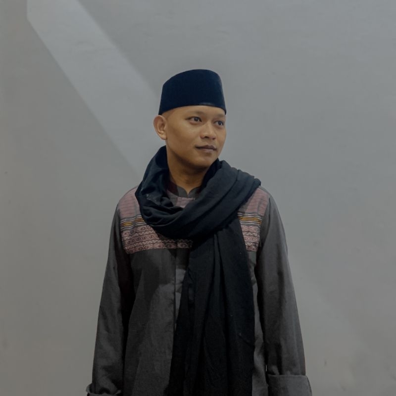 Sorban Polos Gus Iqdam Warna Hitam Bahan Rayon Premium Halus Ringan dan Tebal 180 X 120