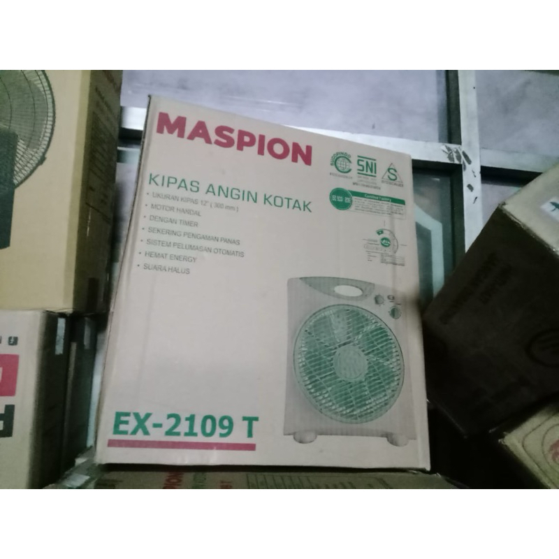 Box fan maspion 2109