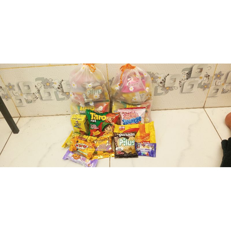 

Bingkisan Snack Ulang Tahun Anak Pouch Serut DT /Hampers Snack ultah anak