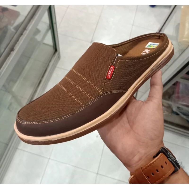 kickers / sepatu kickers / sepatu pria / slop pria / sepatu slop / selop pria terbaru