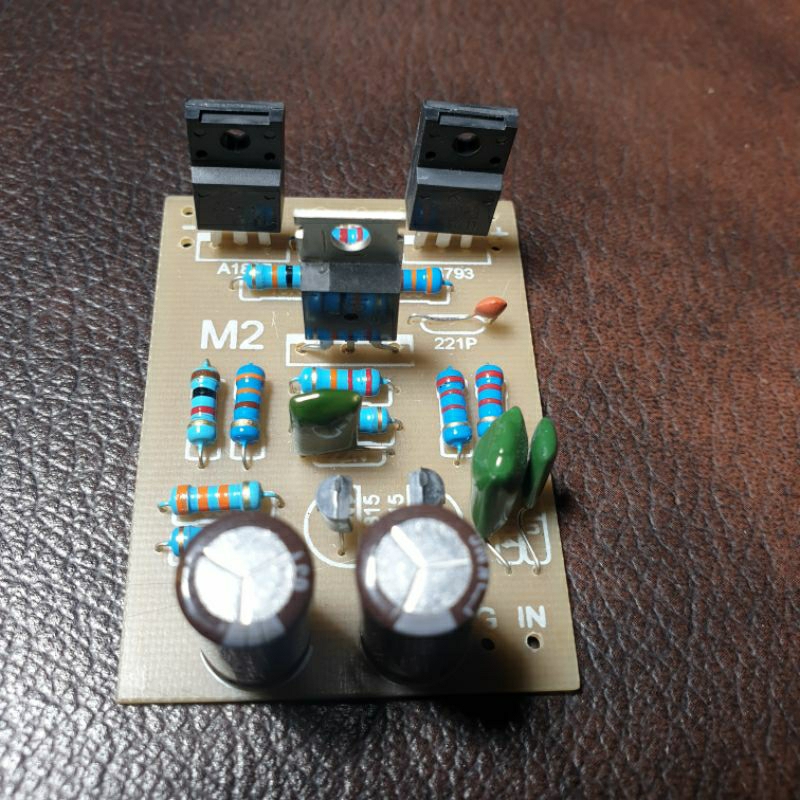 DRIVER POWER BOSTRAP M2 HOREG BASS GETAR SUBWOFER POWER AMPLIFIER