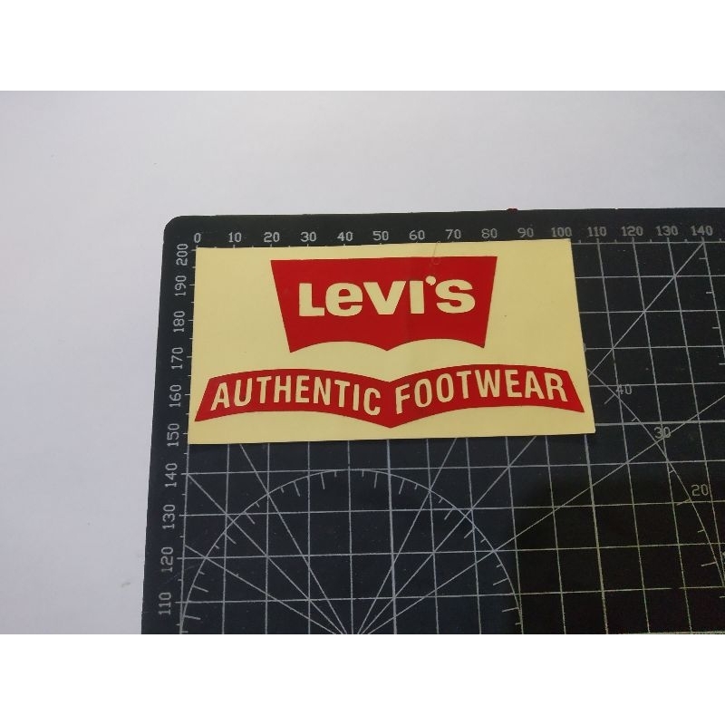 

stiker cutting levis