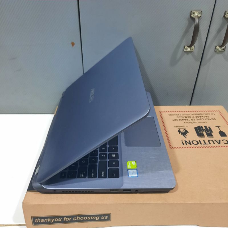 Laptop Asus VivoBook A407UF, Core i7-8550U, Gen 8Th, Ram 8/1Tb, #DualVga, Mulus, Lengkap, Silver