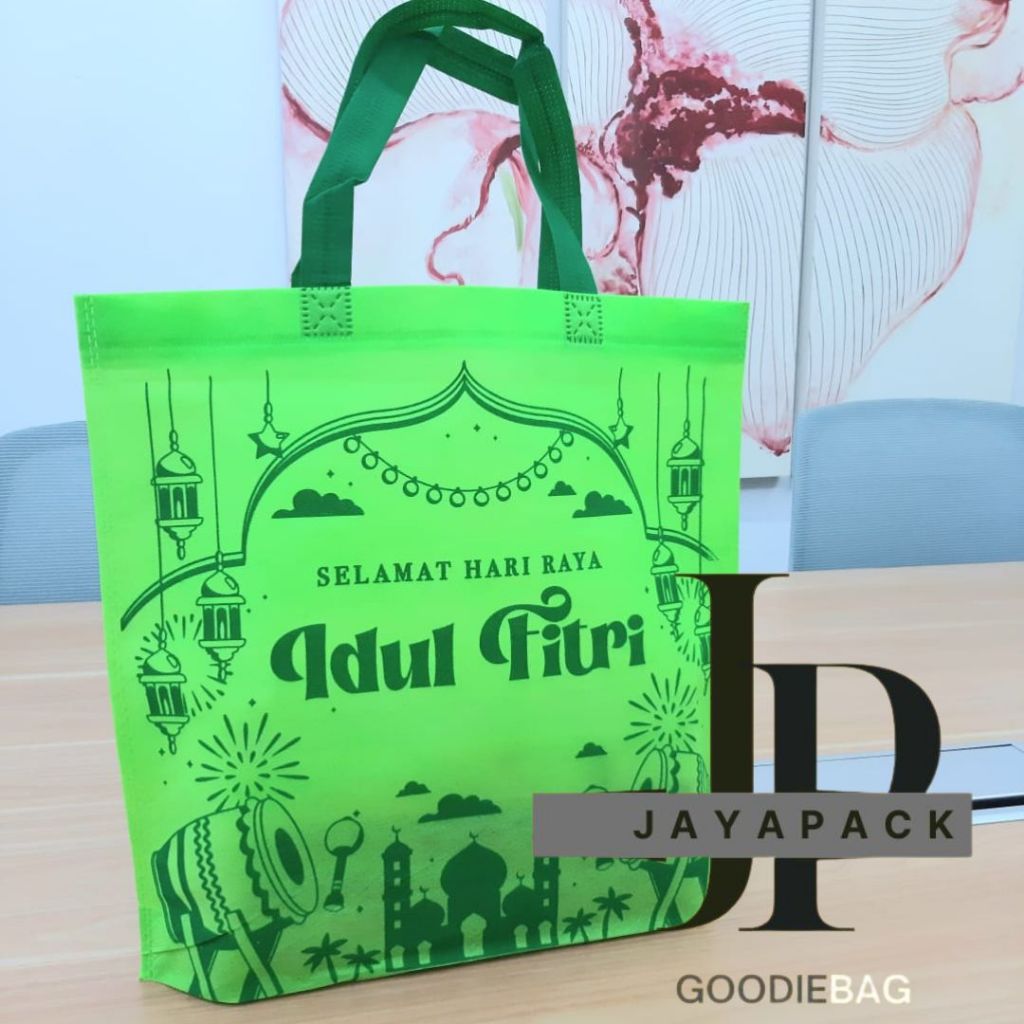 

TAS spunbond/LAKEN EDISI LEBARAN MODEL HANDLE LIPAT BAWAH HLB IDUL FITRI ,goodie bag ,tas idul fitri,tas souvenir pernikahan,goodie bag ulang tahun,ultah,custom,bebas,murah