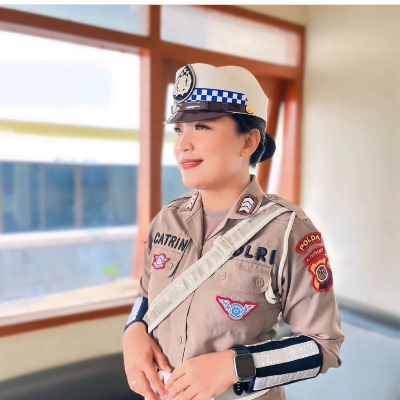 pet lantas polwan baru/pet lantas bintara polwan /pet lantas baru