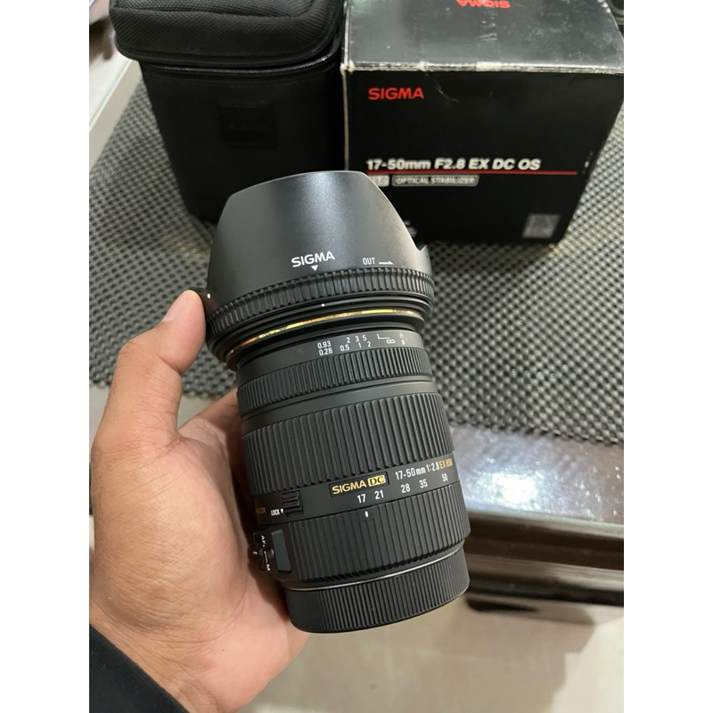 LENSA SIGMA 17 50mm F2.8 EX DC OS
