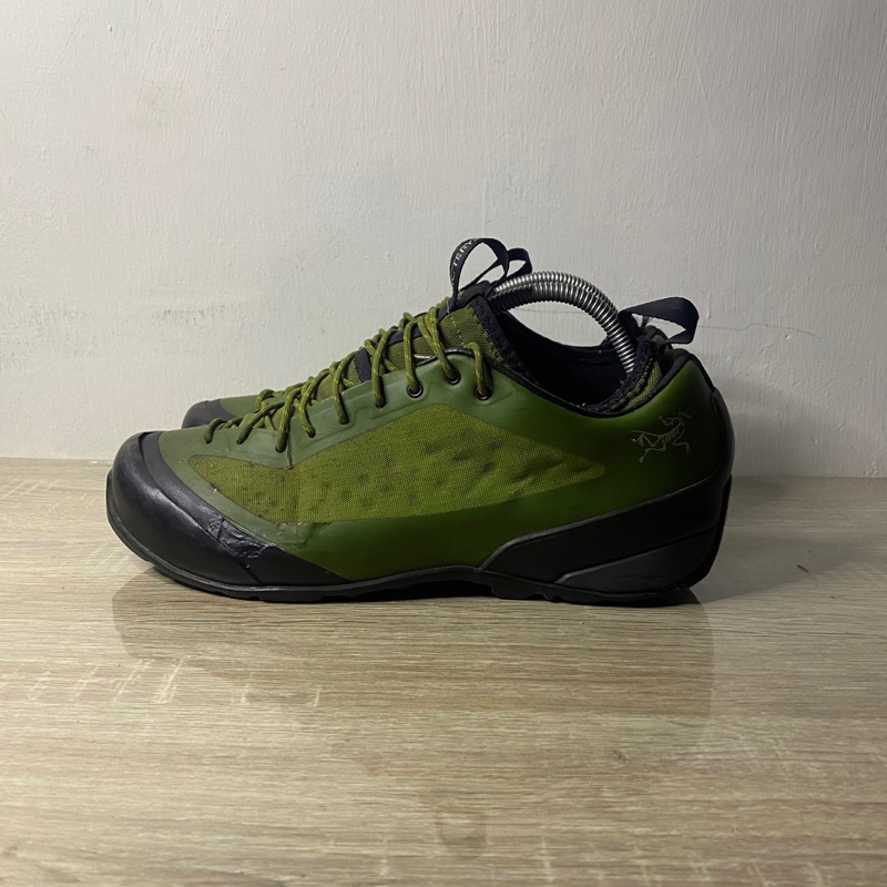 Sepatu Outdoor Arcteryx