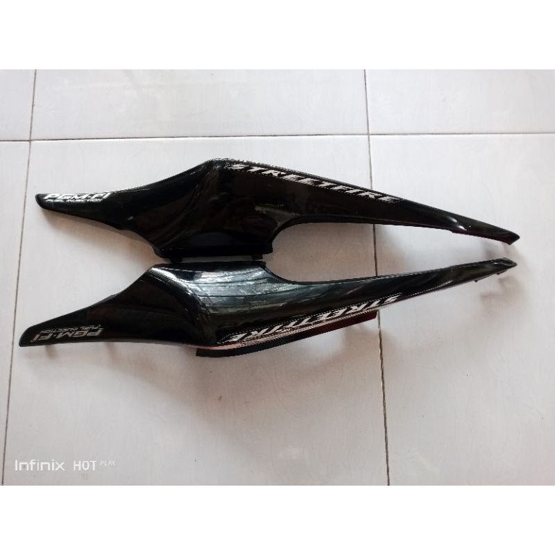 body belakang body samping kanan kiri Honda cb 150r old original