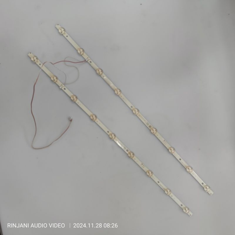 BACKLIGHT TV LED AKARI LE-32M88