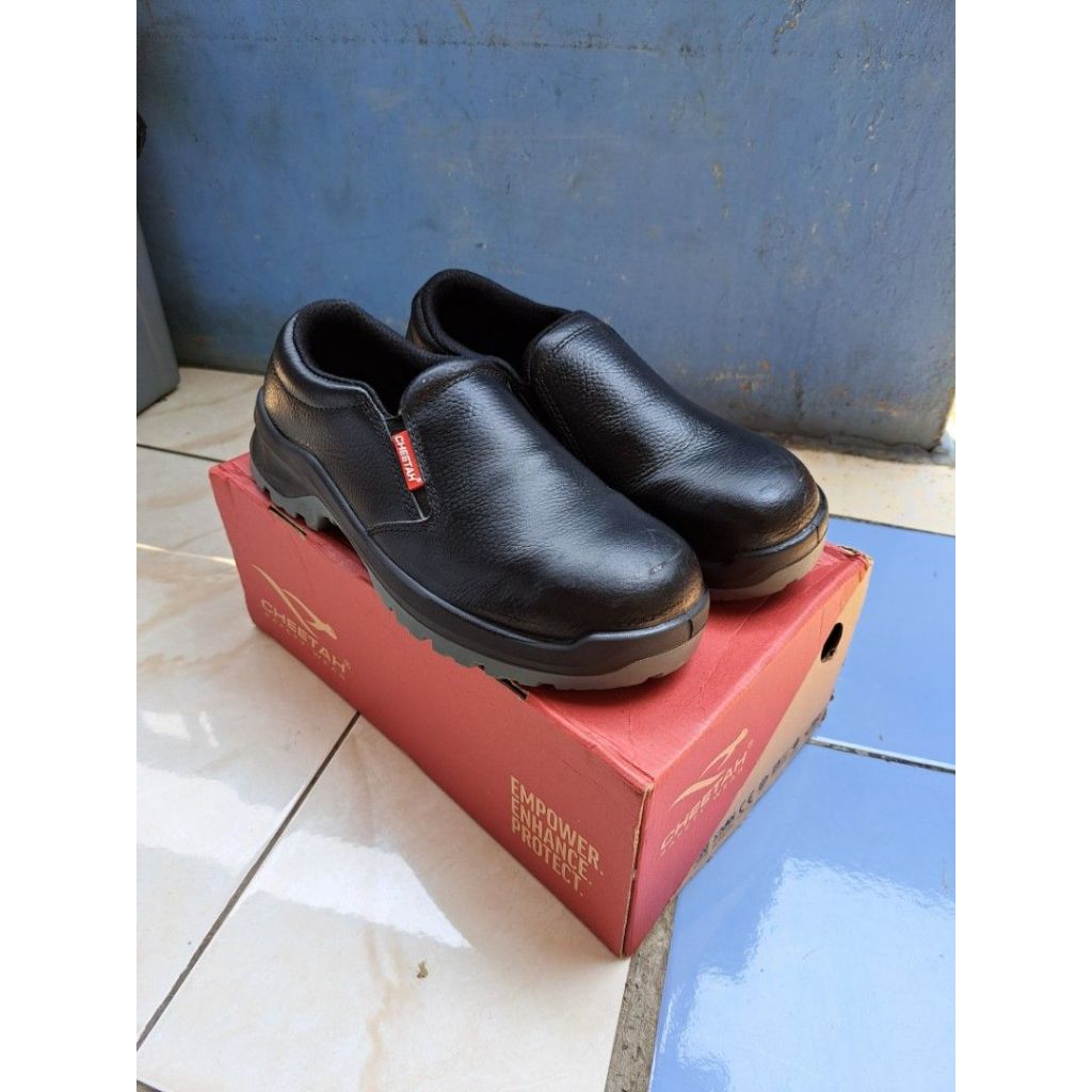 Sepatu safety selop CHEETAH 7001H Original / Safety shoes CHEETAH 7001 / Safety Cheetah