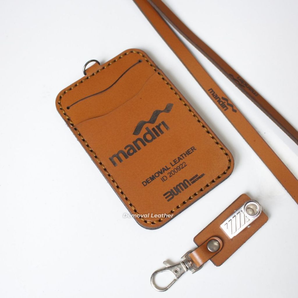 

ID CARD KULIT ASLI CUSTOM NAMA PERUSAHAAN KARTU IDENTITAS HOLDER GANTUNGAN / KARTU IDENTITAS CASE / KARTU IDENTITAS HOLDER / NAME TAG ID CARD HOLDER KULIT ASLI LANYARD KARTU NAME TAG KULIT TEMPAT KARTU LANYARD CUSTOM KARTU POD CW35H DL02