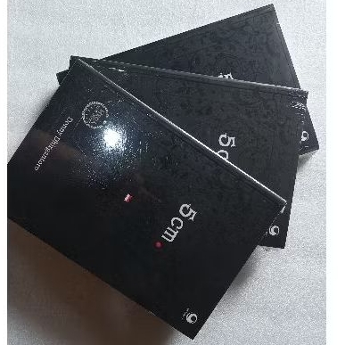 Novel 5cm  2024 - donny dhirgantoro ( soft cover )