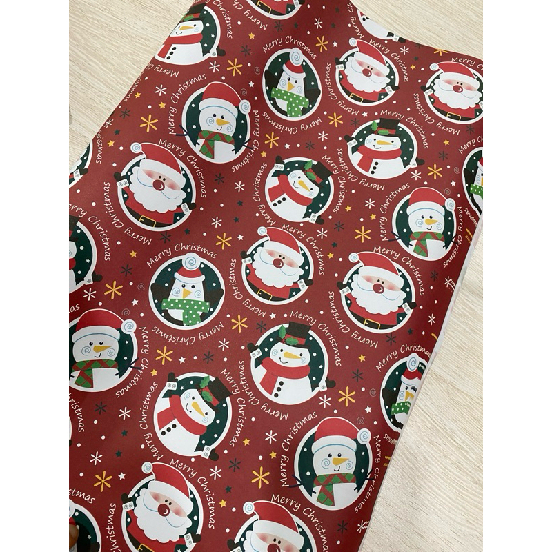 

Kertas kado merah natal