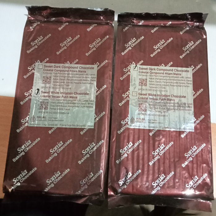

pink Coklat Batang Sonia 1 KG / Coklat Blok / Dark Coklat dan Coklat Putih