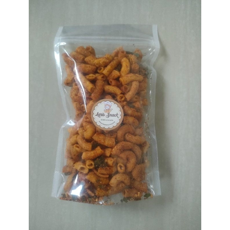 

Makaroni Bantet Pedas Manis Asin Daun Jeruk 500 gr