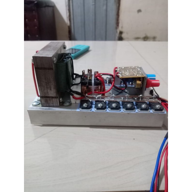 inverter pac 12 transiator flip flop