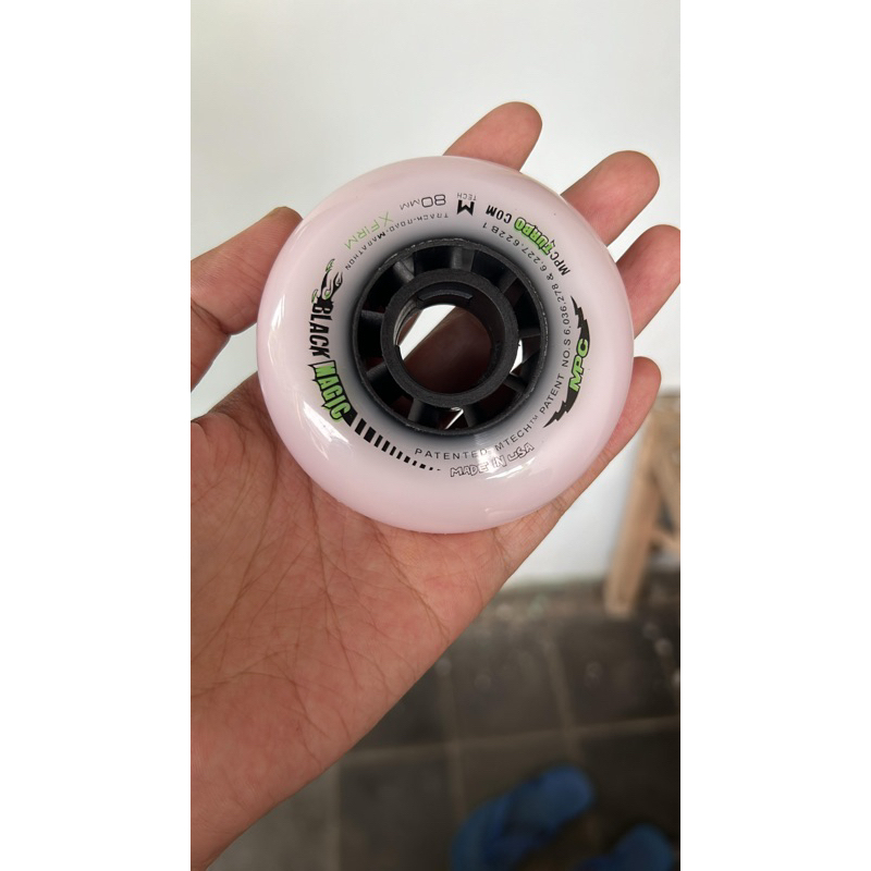 Roda Sepatu roda MPC Black Magic 80mm Xfirm 8pcs