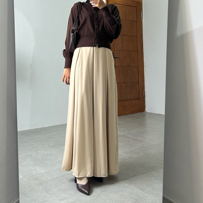 Shenina skirt By March | Vintage skirt | A-line skirt| panjang 98cm