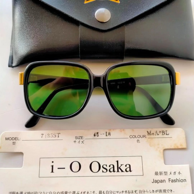 Vintage sunglasses 70s Brand: BOWLING Size: 52-16 Frame optyl terdapat besi tanam Engsel besi chrome