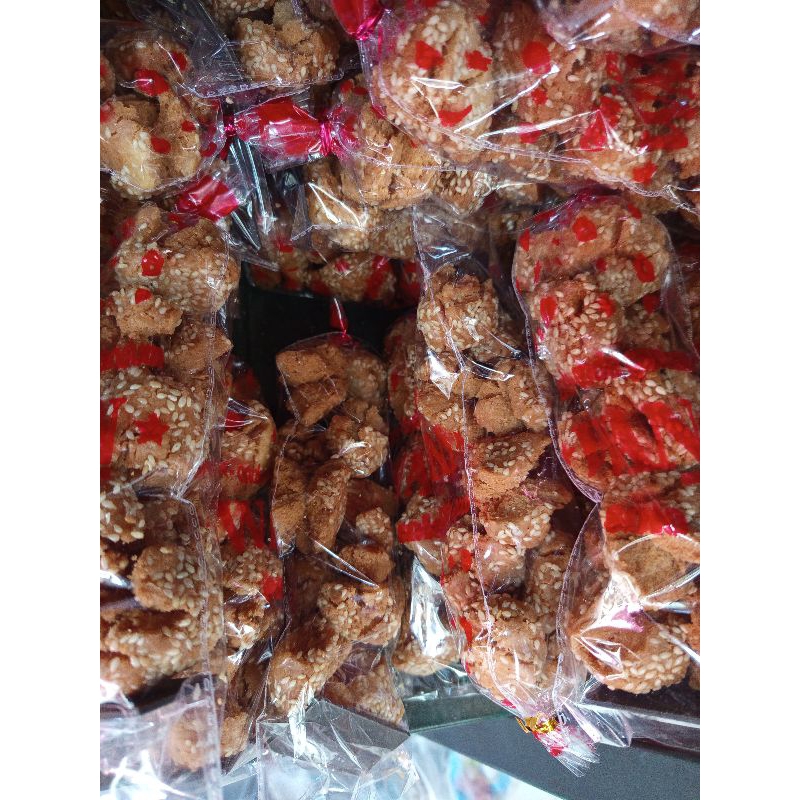 

onde onde makanan jadul balut wijen