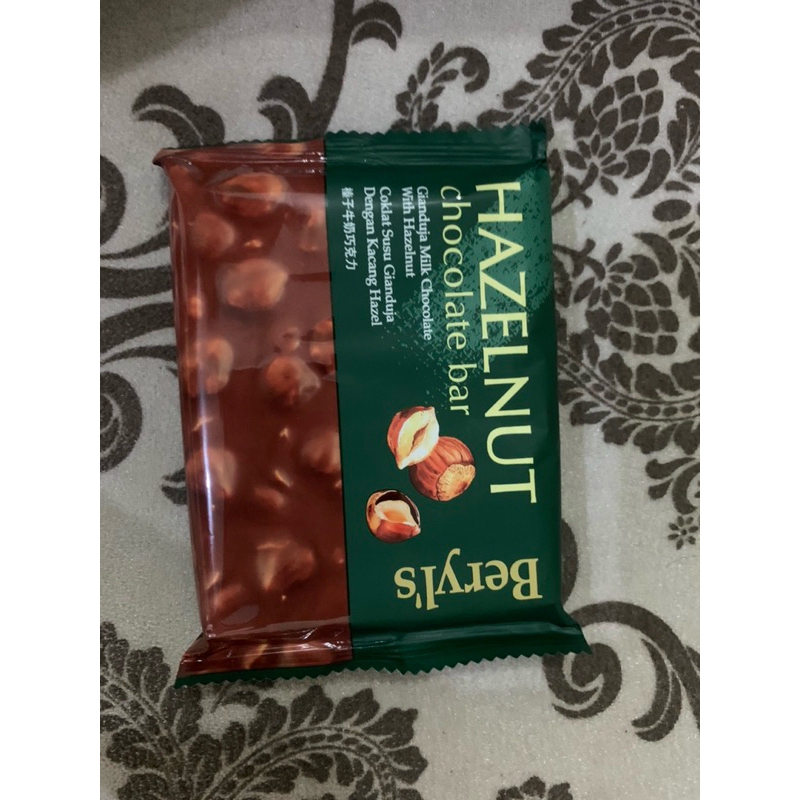 

Beryl’s Hazelnut Coklat Bar Asli Malaysia