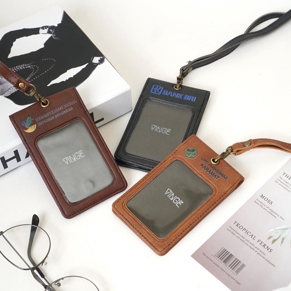 

Dapatkan Koin ID CARD HOLDER LIPAT MAGNET NAMETAG LIPAT VILLE