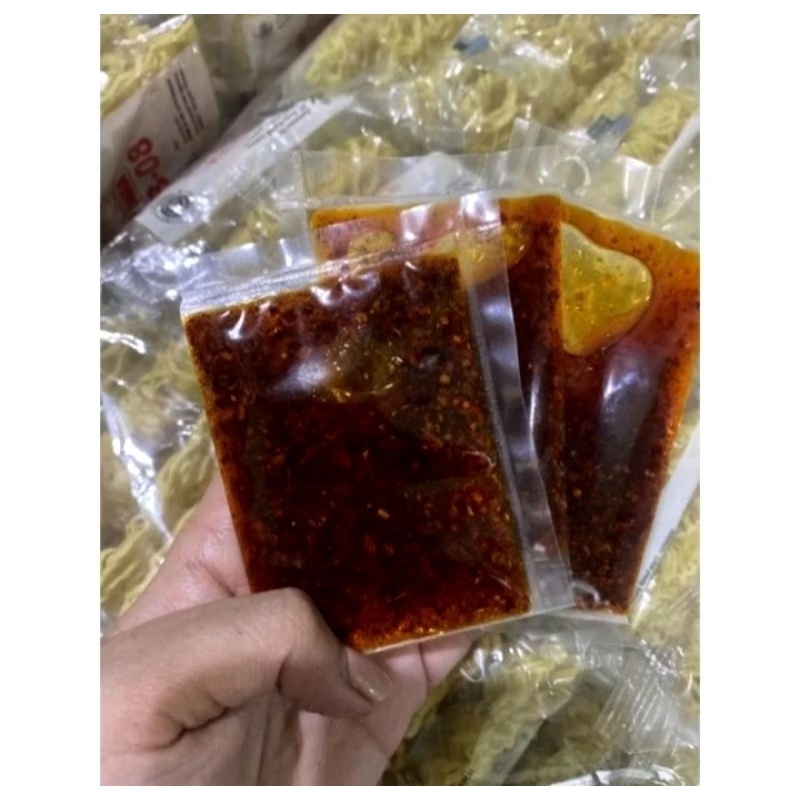

TAMBAHAN BUMBU CHILI OIL / MINYAK CABE