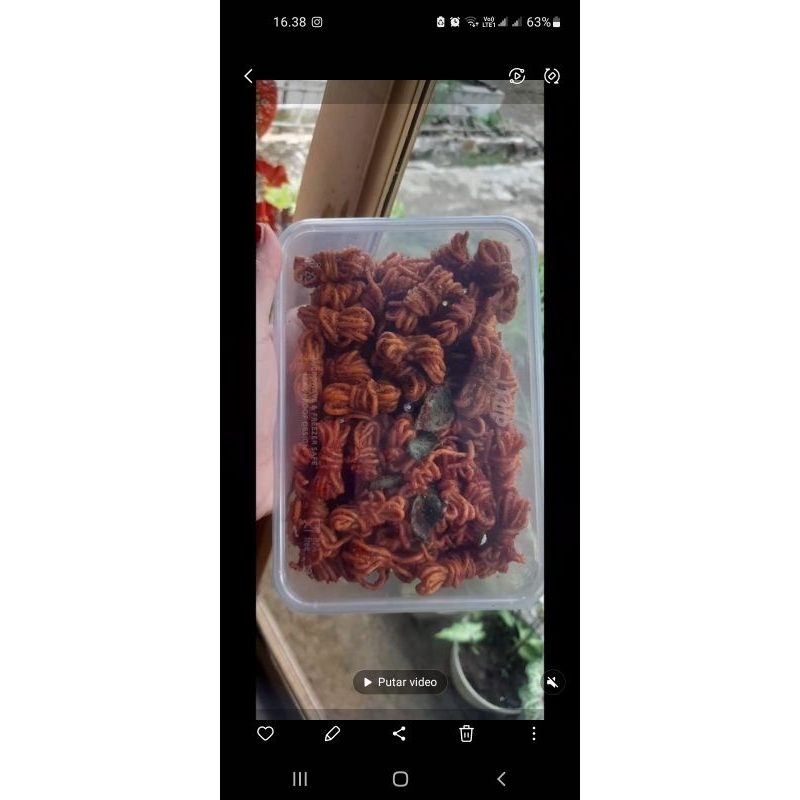 

mie uwel by omahpangananku_