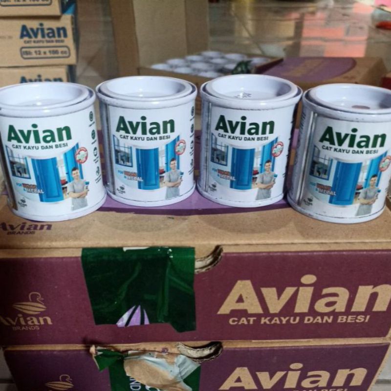 Cat Avian Kayu dan Besi 50cc Super White