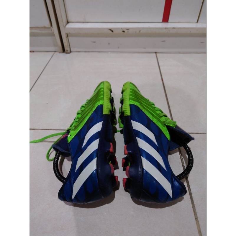 Sepatu Bola Adidas Predator Obsidian Instinct