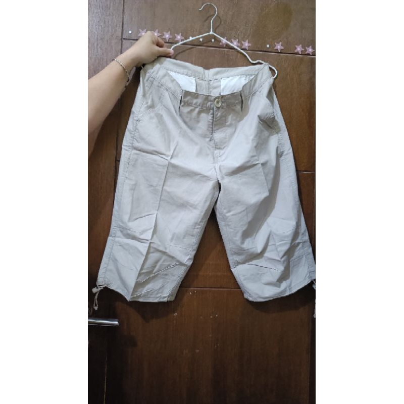 PRELOVED CELANA PRIA