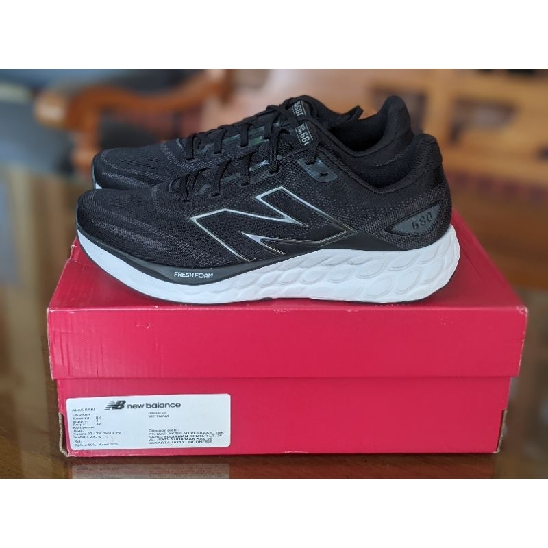 sepatu running NB 680 M680LK8