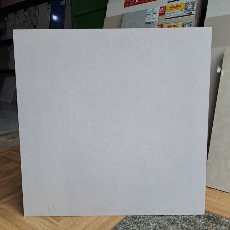 Granit Murah Abu Muda Matt Kasar Kw1 60x60 EQUADOR LIGHT GREY