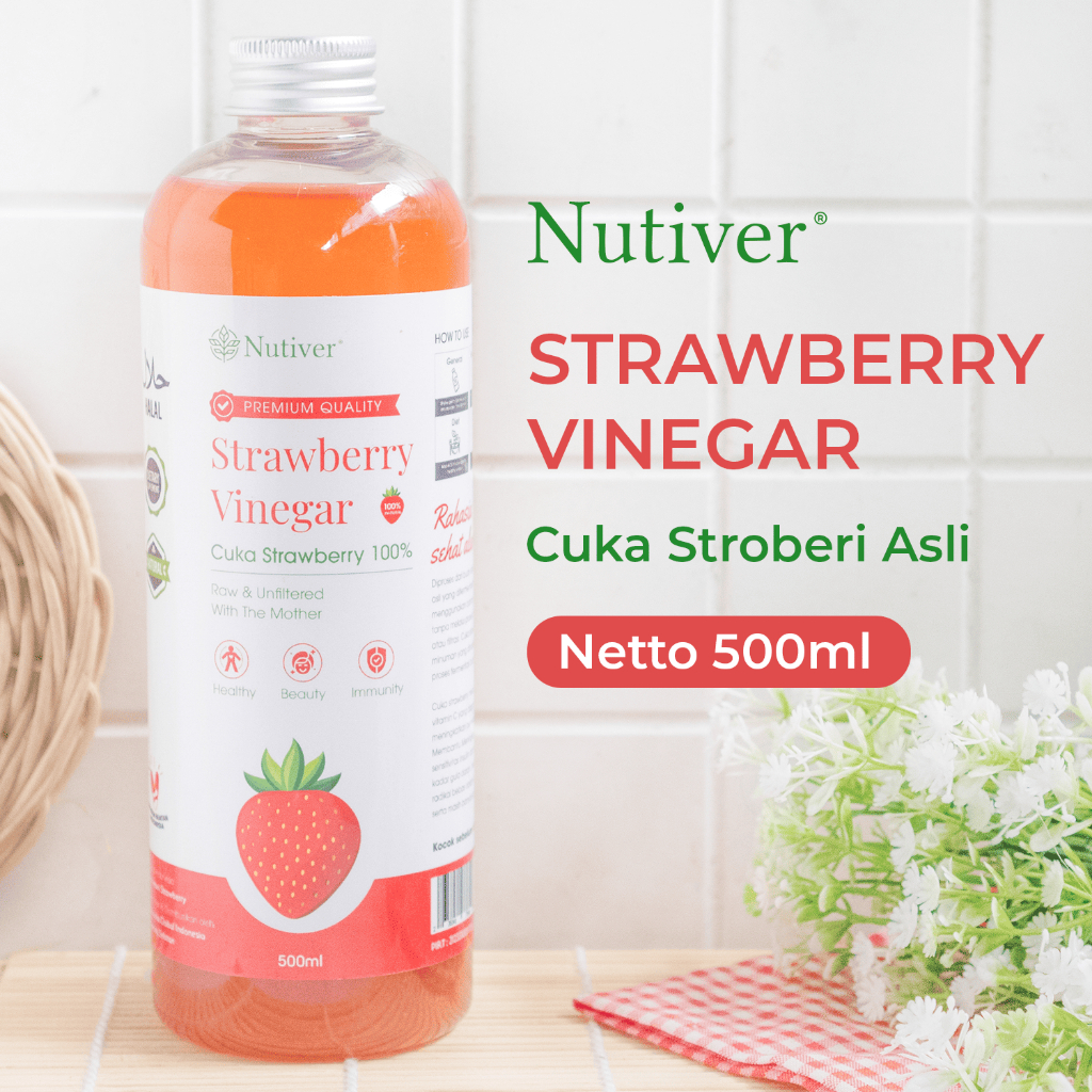 

NUTIVER Cuka Buah Strawberry With Mother 500ml / Strawberry Ciden Vindegar