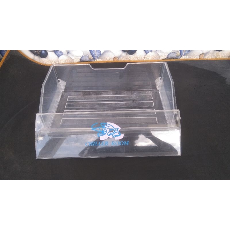 Rak kulkas sanyo emerald 2 pintu Rak tatakan ikan dan daging kulkas Sanyo 2 pintu