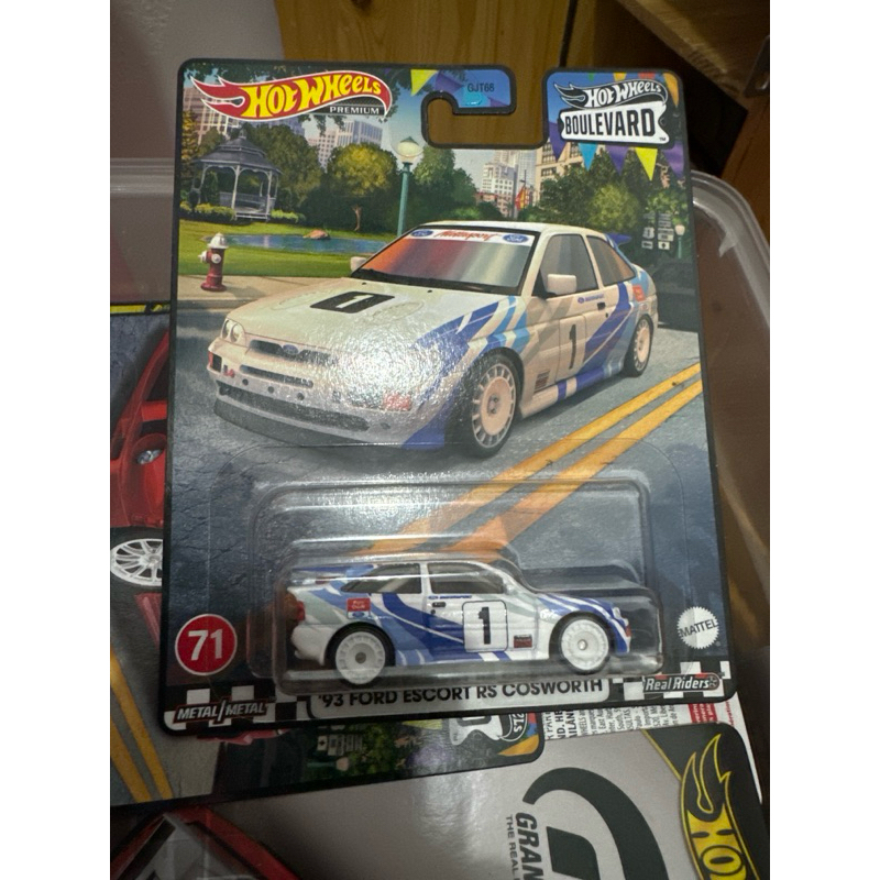 HOT WHEELS PREMIUM BOULEVARD