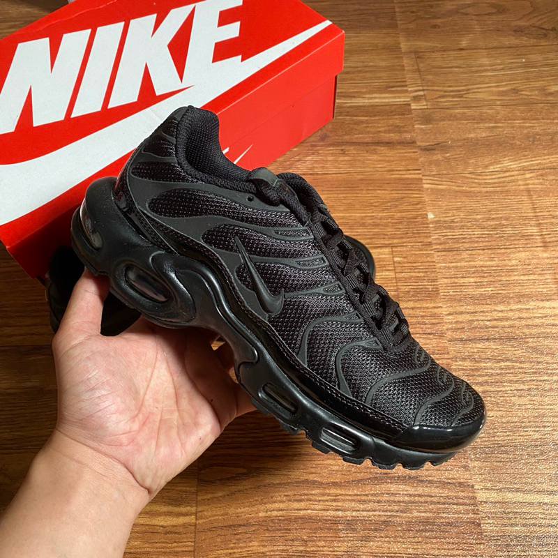 Sepatu Sneakers Nike W Airmax Plus Tn Black