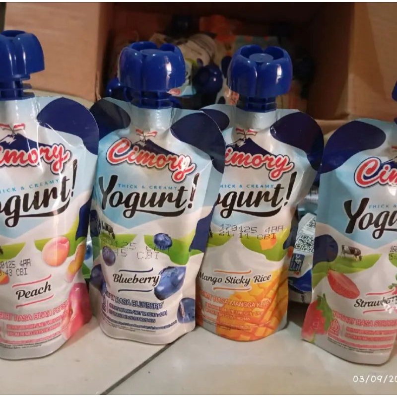 

CIMORY YOGURT SQUEEZE 120GR ALL VARIAN RASA