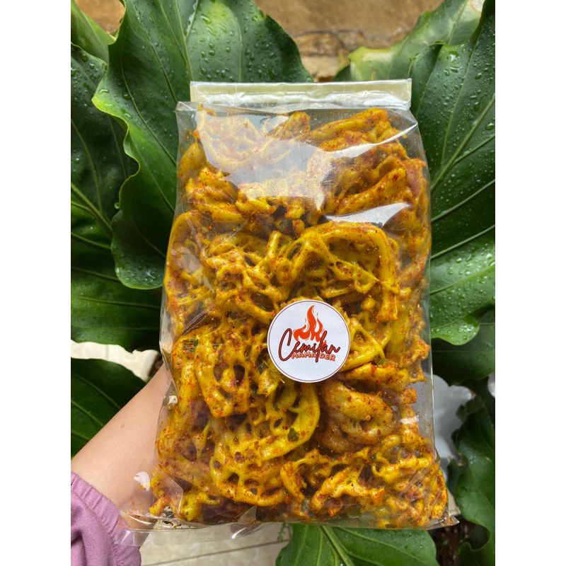 

KERUPUK MIE / KERUPUK MIE BANTAT PEDAS DAUN JERUK ISI 250 GRAM