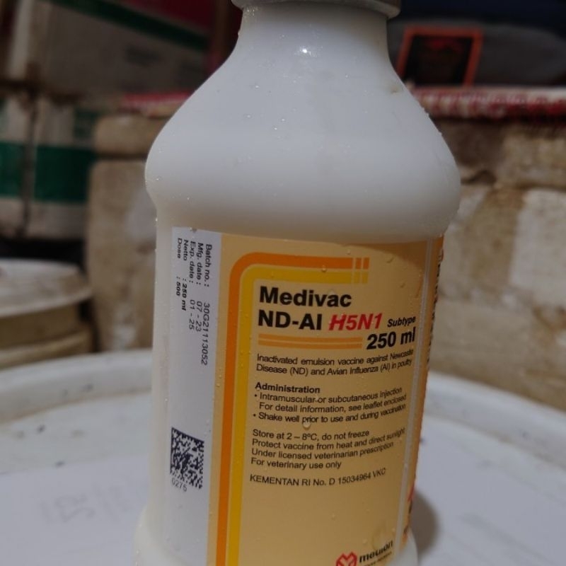 Medivac vaksin ND AI 250ml atau dosis 500 ekor