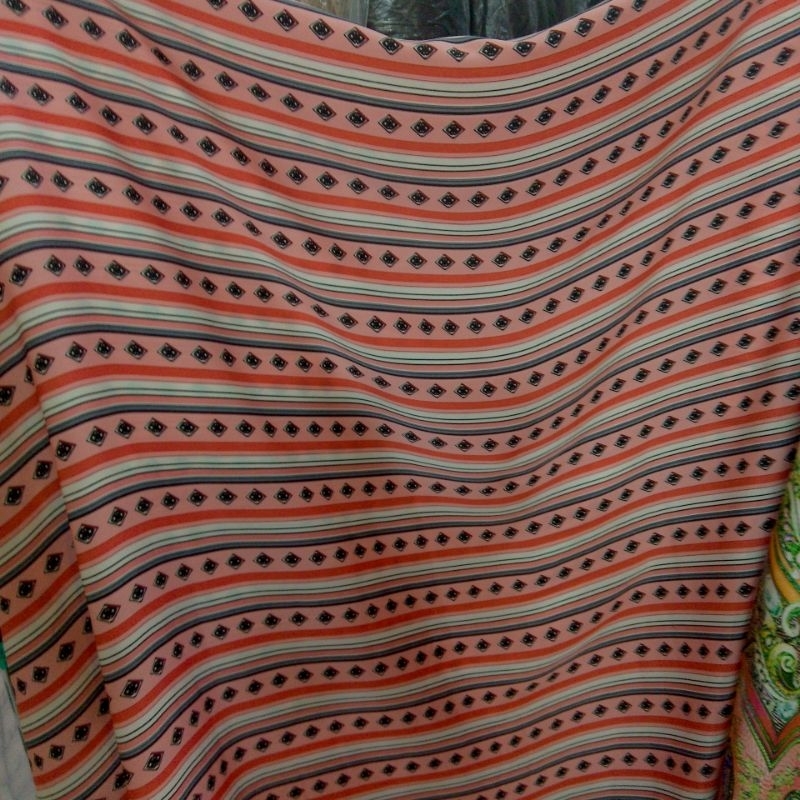 kain satin silk motif premium - kain satin silk meteran - kain satin silk motif premium - kain satin