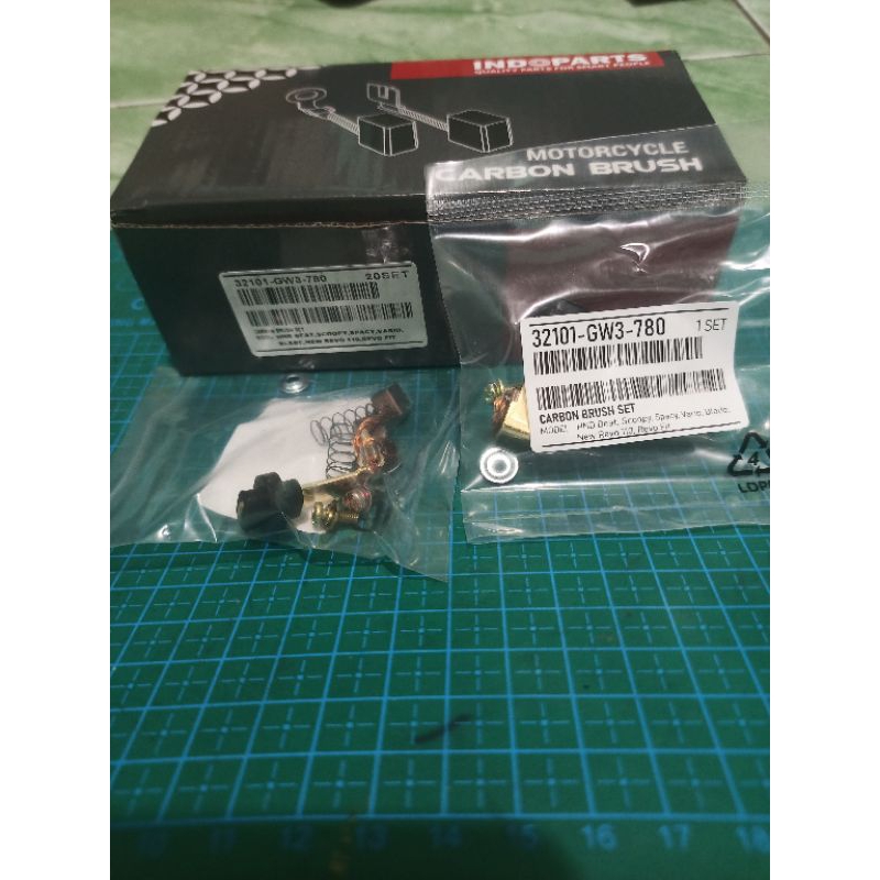 ARANG STATER DINAMO CARBON BRUSH HONDA BEAT VARIO SCOOPY  BLADE REVO ORIGINAL INDOPARTS