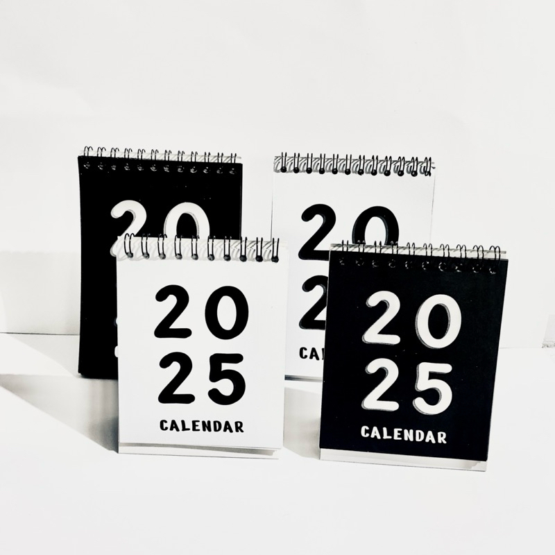 

KALENDER MEJA 2025 /KALENDER MEJA 2025 UKURAN A6 /KALENDER MEJA AESTHETIC / KALENDER UNIK MURAH