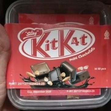 

Cokelat Viral Kit K4t Silky ( 50 pcs) halal