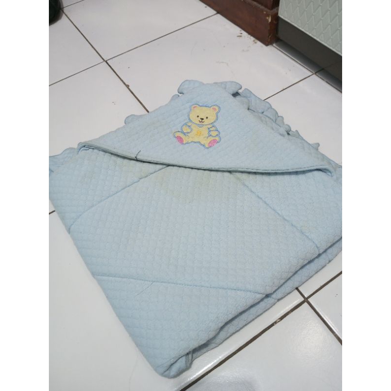 selimut bayi bedong
