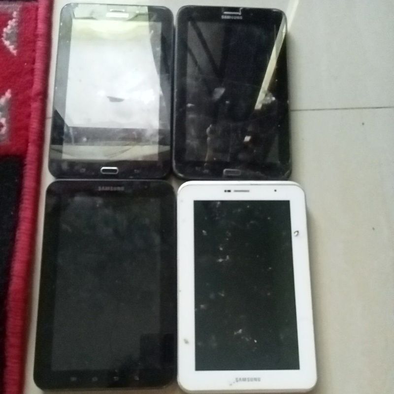 tablet Samsung rusak
