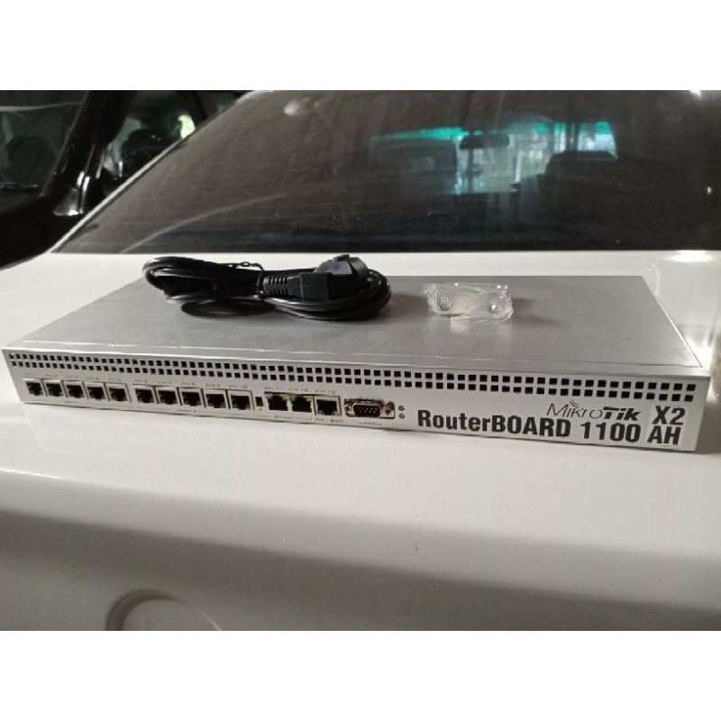 MikroTik RB1100 AHX2