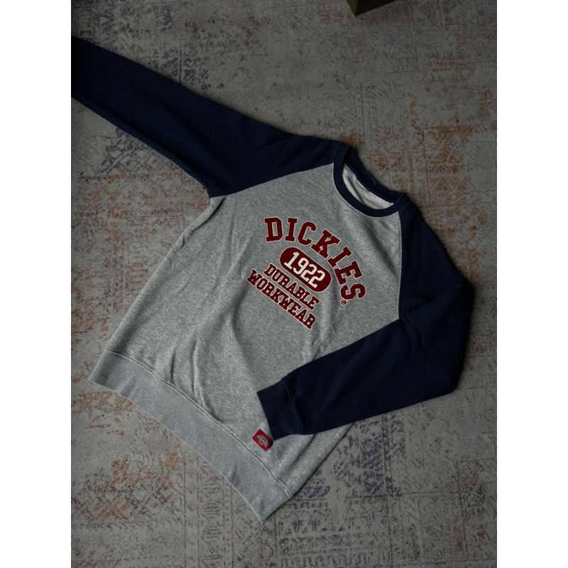 Preloved - Dickies Sweater - Sweater Pria -crewneck-100% ori logo besar velvet