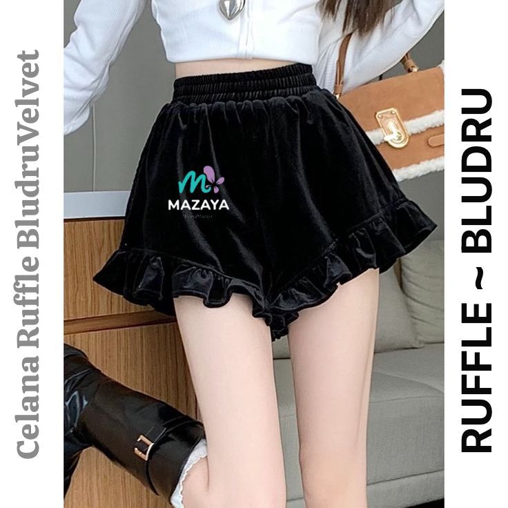 Celana pendek ruffle bludru velvet wanita