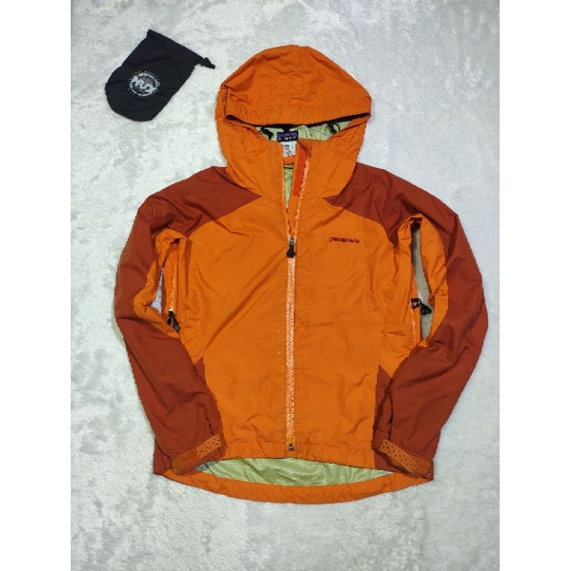 JAKET OUTDOOR PATAGONIA DABLE GORPCOR